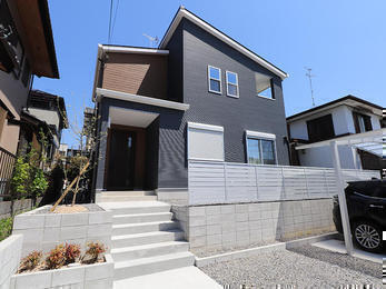 シンプルかつ収納の詰め込まれたお家