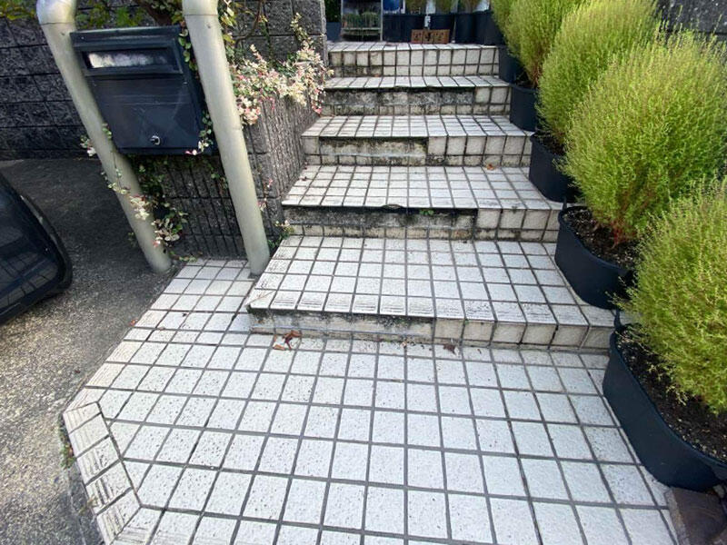 甲賀市 玄関リフォーム 施工前｜滋賀でリフォームするなら匠工房