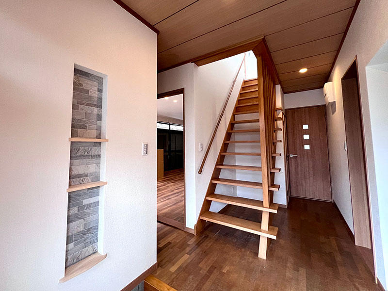 甲賀市 階段リフォーム 施工後|滋賀でリフォームするなら匠工房