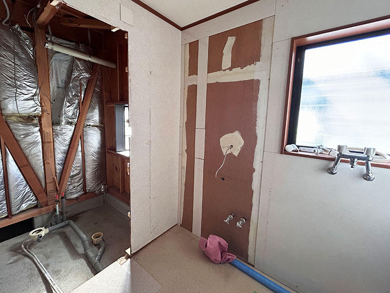 大津市 洗面リフォーム 施工中｜滋賀でリフォームするなら匠工房