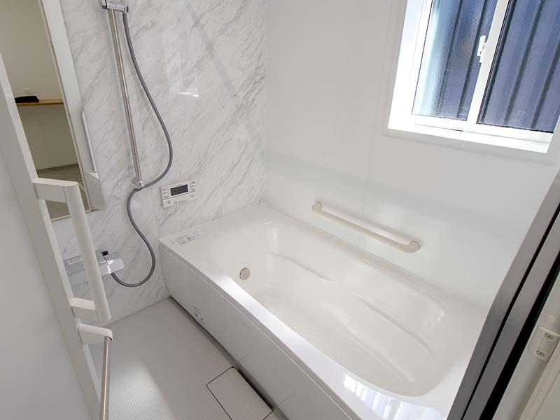甲賀市注文住宅の新築施工事例 浴室｜滋賀で新築なら匠工房へ
