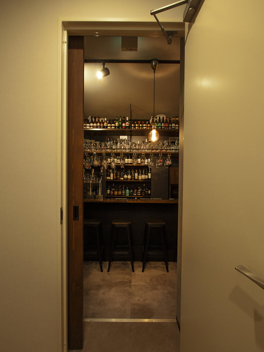 大阪府 AKUTAGAWA BASE様 店舗事例5