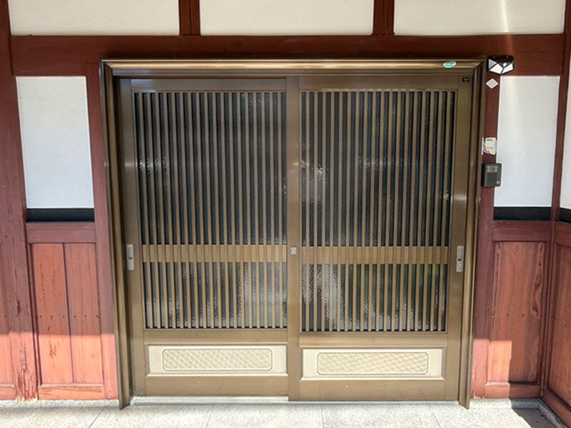 野洲市 玄関リフォーム 施工前|滋賀でリフォームするなら匠工房