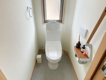 新しい暮らしのはじまりに清潔感あふれるトイレへリフォーム