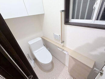 収納ですっきり整うトイレ空間